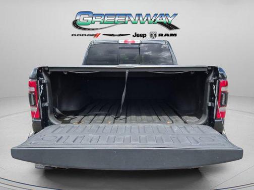Diamond Black Crystal Pearlcoat 2022 RAM 1500 Rebel