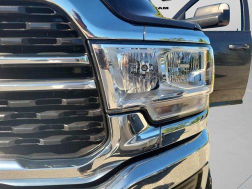 2022 RAM 2500 Big Horn Crew Cab 4x4 6'4' Box