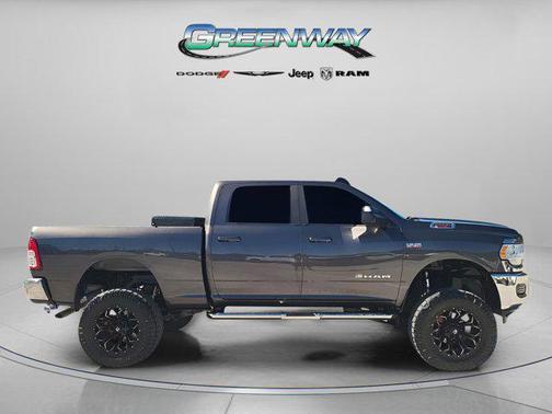 2022 RAM 2500 Big Horn Crew Cab 4x4 6'4' Box