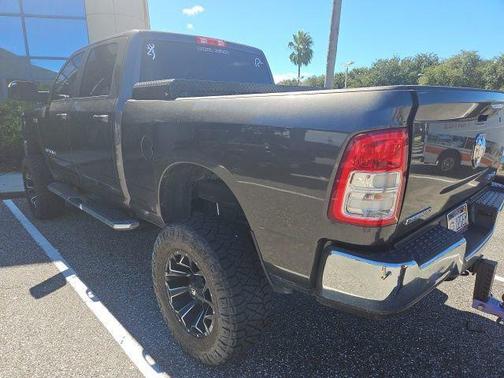 2022 RAM 2500 Big Horn Crew Cab 4x4 6'4' Box