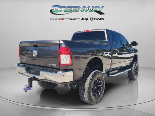 2022 RAM 2500 Big Horn Crew Cab 4x4 6'4' Box