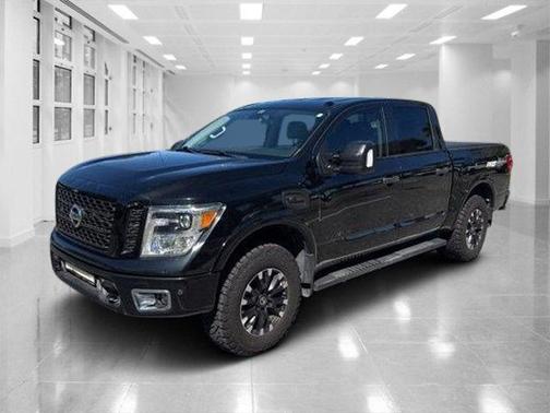 2017 Nissan Titan PRO-4X