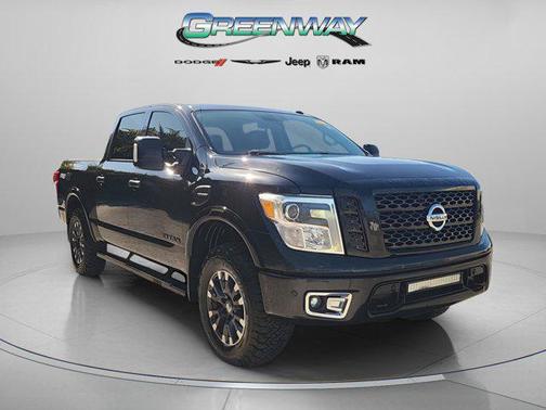 2017 Nissan Titan PRO-4X