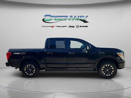 2017 Nissan Titan PRO-4X