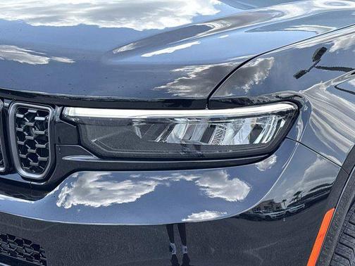 2025 Jeep Grand Cherokee L Summit Reserve