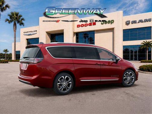 Red Hot Pearlcoat 2026 Chrysler Pacifica L