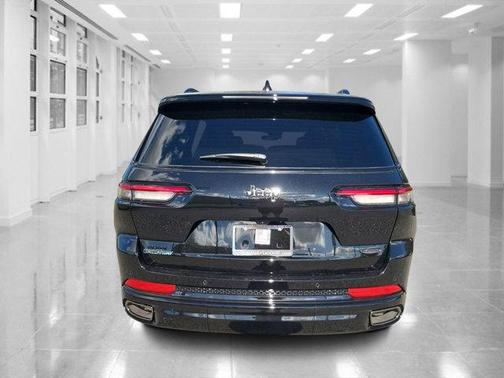 2025 Jeep Grand Cherokee L Summit Reserve