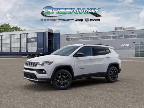 Bright White Clearcoat 2026 Jeep Compass Latitude