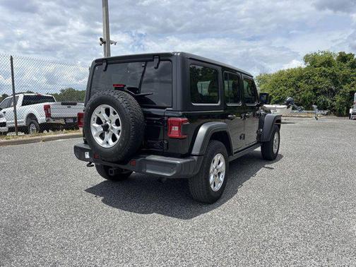 2021 Jeep Wrangler Unlimited Islander 4x4
