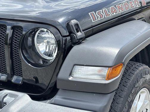 2021 Jeep Wrangler Unlimited Islander 4x4