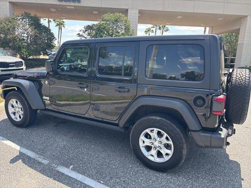 2021 Jeep Wrangler Unlimited Islander 4x4