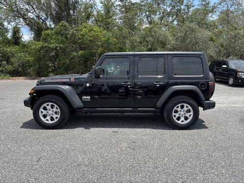 2021 Jeep Wrangler Unlimited Islander 4x4