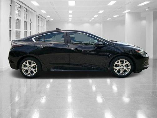 2018 Chevrolet Volt Premier