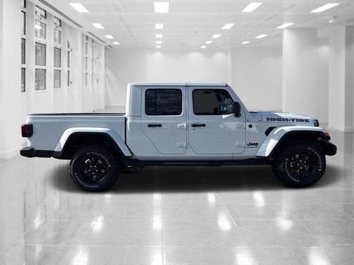 2025 Jeep Gladiator High Tide