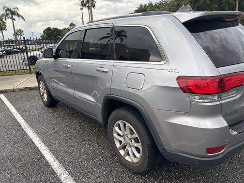 2021 Jeep Grand Cherokee Laredo