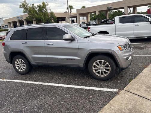 2021 Jeep Grand Cherokee Laredo