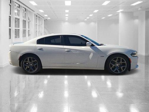 2016 Dodge Charger R/T