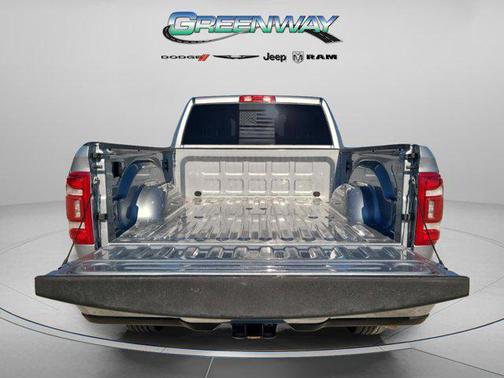 2024 RAM 2500 Tradesman Crew Cab 4x4 6'4' Box