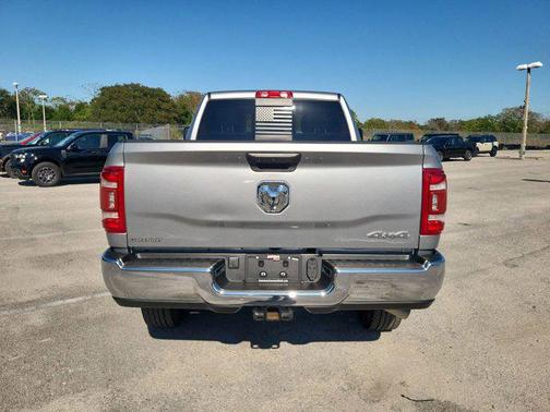 2024 RAM 2500 Tradesman Crew Cab 4x4 6'4' Box