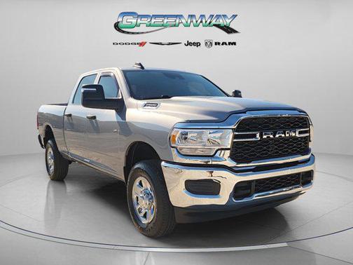 2024 RAM 2500 Tradesman Crew Cab 4x4 6'4' Box