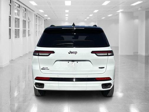 2025 Jeep Grand Cherokee L Summit Reserve