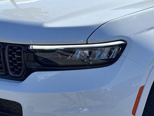 2025 Jeep Grand Cherokee L Summit Reserve