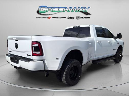 Bright White Clearcoat 2024 RAM 3500 Big Horn Crew Cab 4x4 8' Box