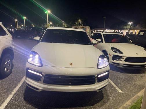 2019 Porsche Cayenne Cayenne