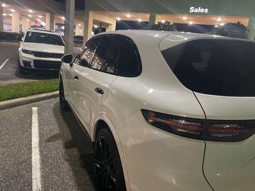 2019 Porsche Cayenne Cayenne
