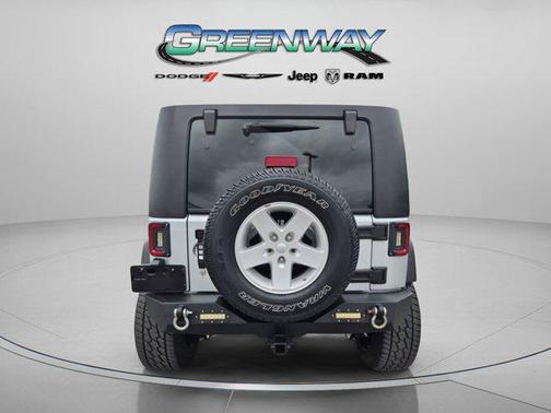 Bright Silver Metallic 2008 Jeep Wrangler Unlimited X