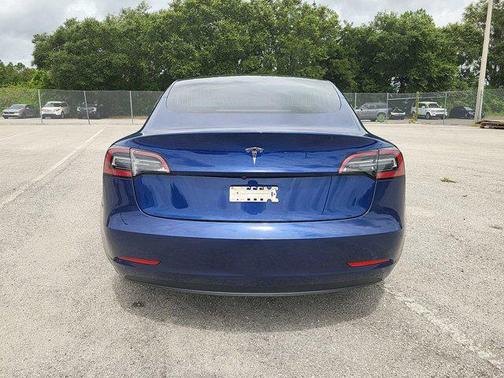 2020 Tesla Model 3 Standard Range