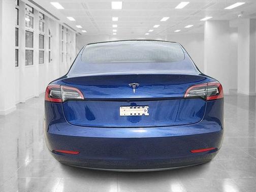 2020 Tesla Model 3 Standard Range