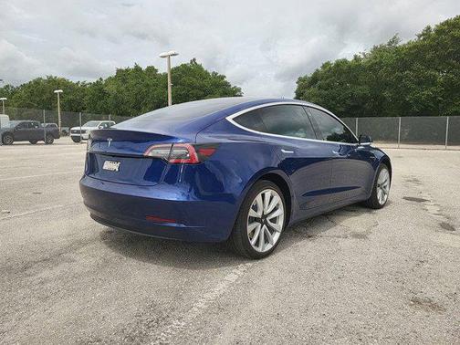 2020 Tesla Model 3 Standard Range