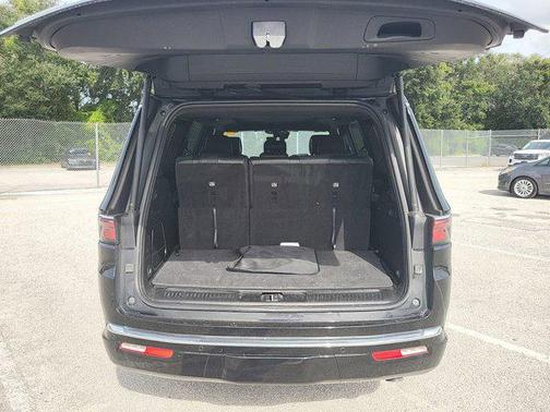 2023 Jeep Wagoneer Series I 4x4