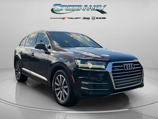 2019 Audi Q7 55 Premium Plus