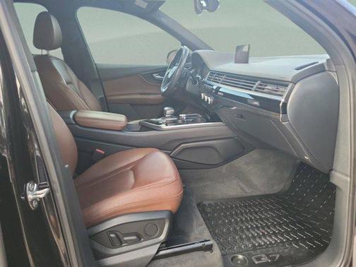 2019 Audi Q7 55 Premium Plus