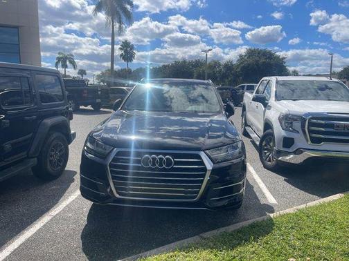 2019 Audi Q7 55 Premium Plus