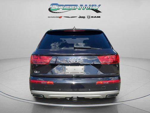 2019 Audi Q7 55 Premium Plus