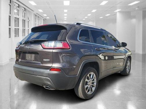 2021 Jeep Cherokee Latitude Lux