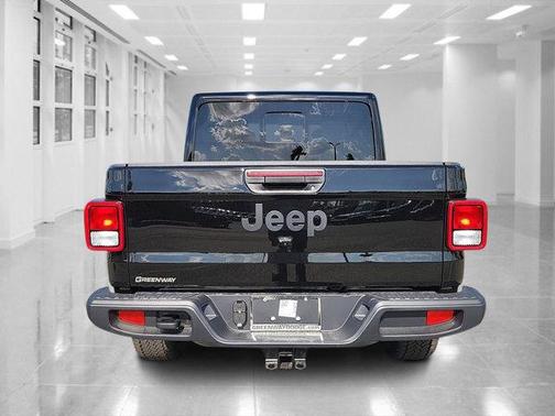 2025 Jeep Gladiator Nighthawk