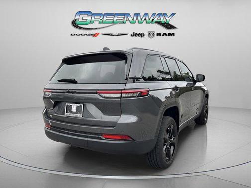 2025 Jeep Grand Cherokee Altitude