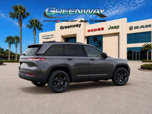 Baltic Gray Metallic Clearcoat 2025 Jeep Grand Cherokee Altitude