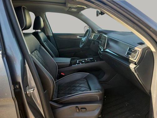 2024 Volkswagen Atlas 2.0T SEL Premium R-Line 4MOTION