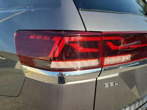 2024 Volkswagen Atlas 2.0T SEL Premium R-Line 4MOTION