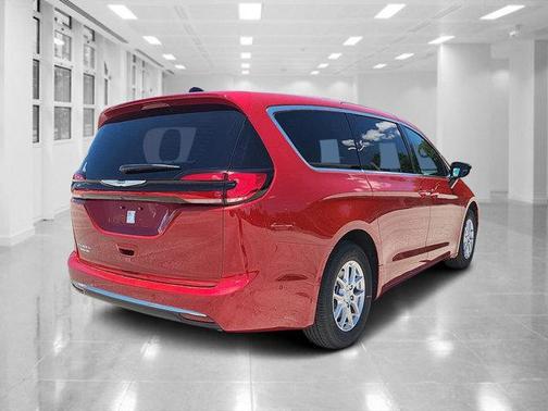 2025 Chrysler Pacifica L