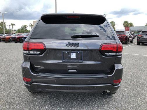 2021 Jeep Grand Cherokee Laredo