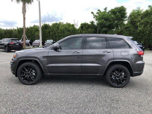 2021 Jeep Grand Cherokee Laredo