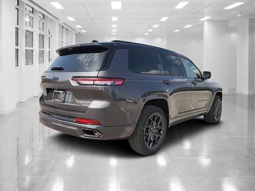 2025 Jeep Grand Cherokee L Summit Reserve