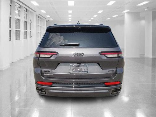 2025 Jeep Grand Cherokee L Summit Reserve