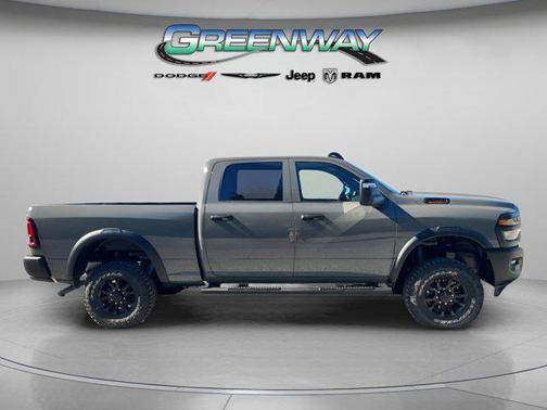 2026 RAM 2500 Tradesman Crew Cab 4x4 6'4' Box